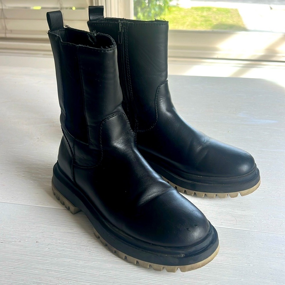 Zara Girls Zip Chelsea/Moto Boots with Lug Sole - Black, Size 37